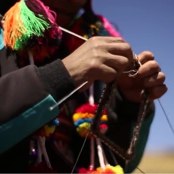 BEAUTIFUL NEW Peruvian HANDMAID ALPACA WOOL SWEATER (Cardigan). - Picture 5 of 16